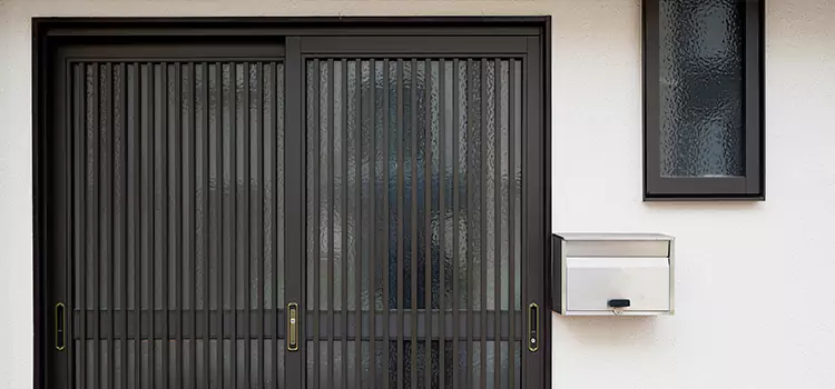 Sliding Screen Door Repair Montreal