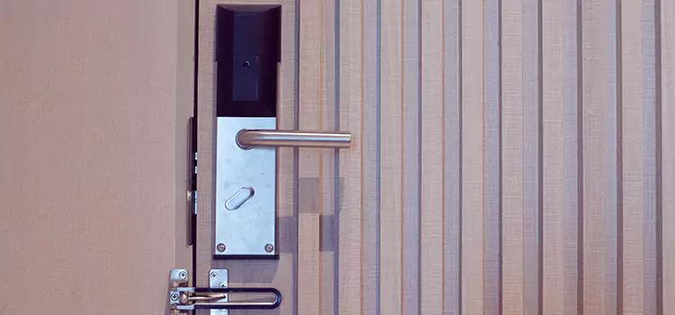 Installing a Maglock Montreal